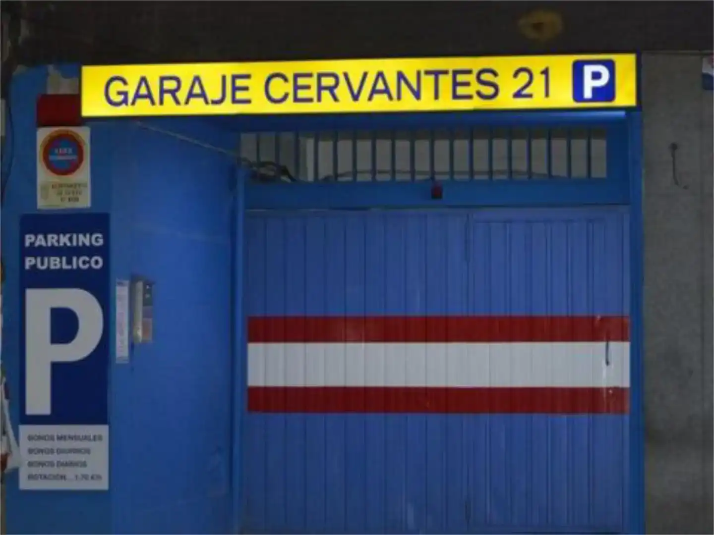 Parking de Garaje de alquiler en Oviedo 