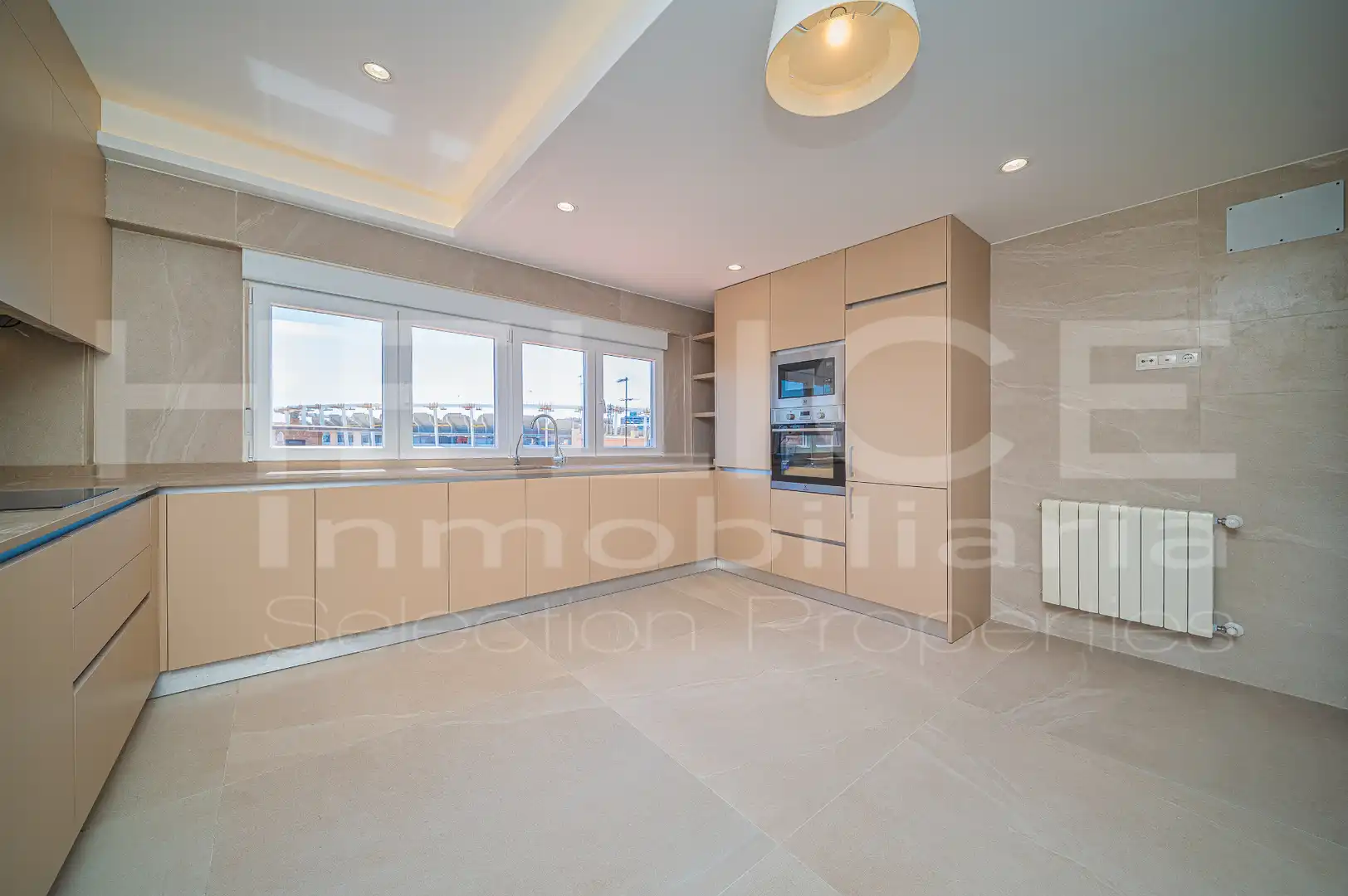 Attic for sale in Barrio de Benicalap