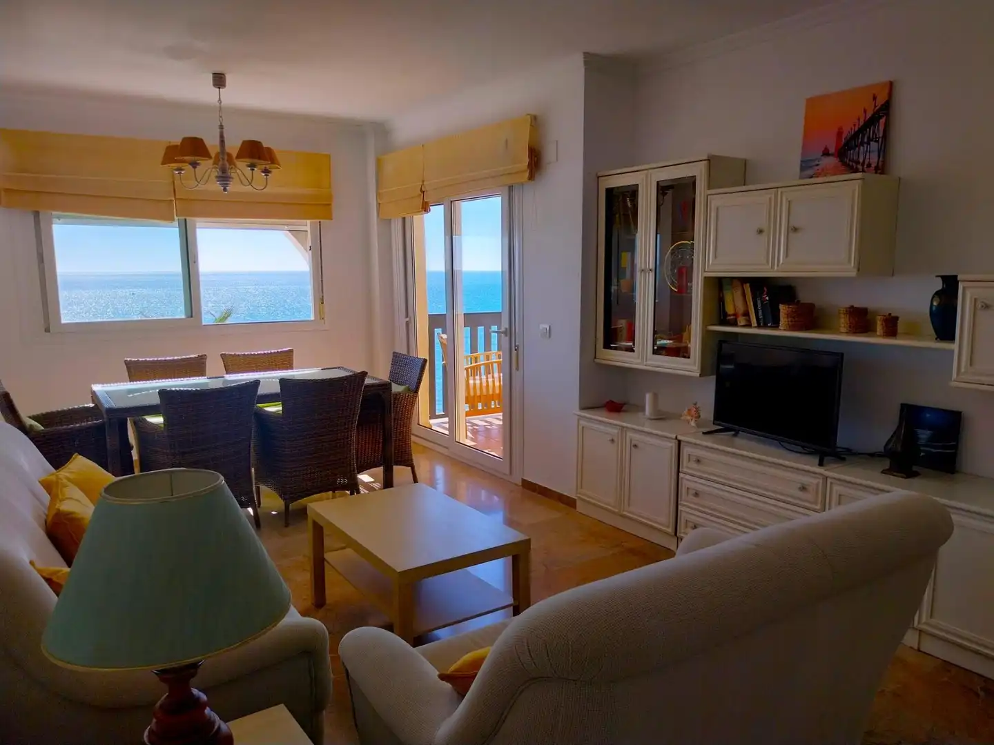Wohnzimmer von Wohnungen zur Miete in Mijas mit Heizung, Privatgarten und Terrasse
