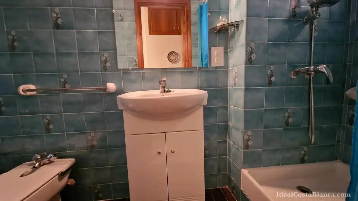 Badezimmer von Country house zur Miete in El Castell de Guadalest, Alicante