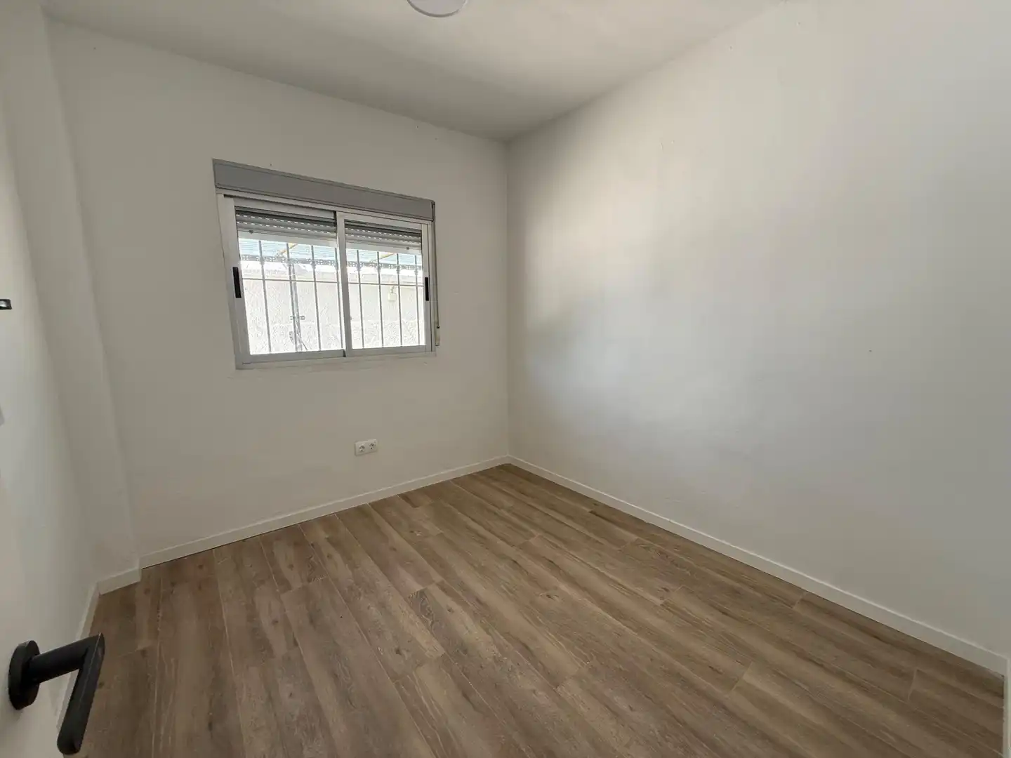 Bedroom of Houses for sale in Llíria  with Air Conditioner, Private garden and Terrace