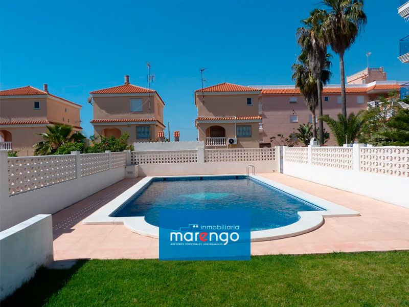 Piscina de Apartament en venda en Nules amb Aire condicionat, Terrassa i Traster