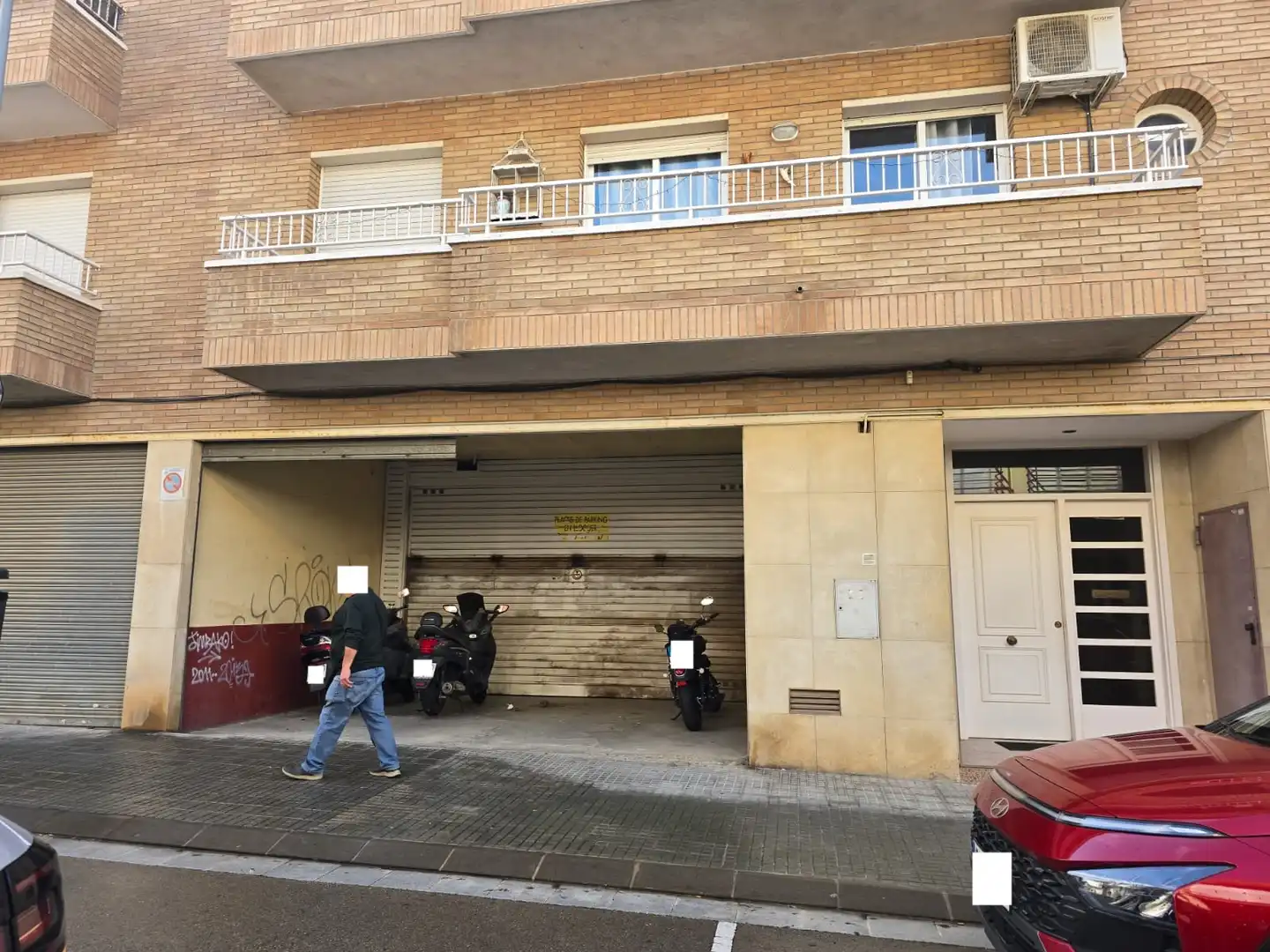 Parking for sale in Carrer de Narcís Monturiol, imagen 3