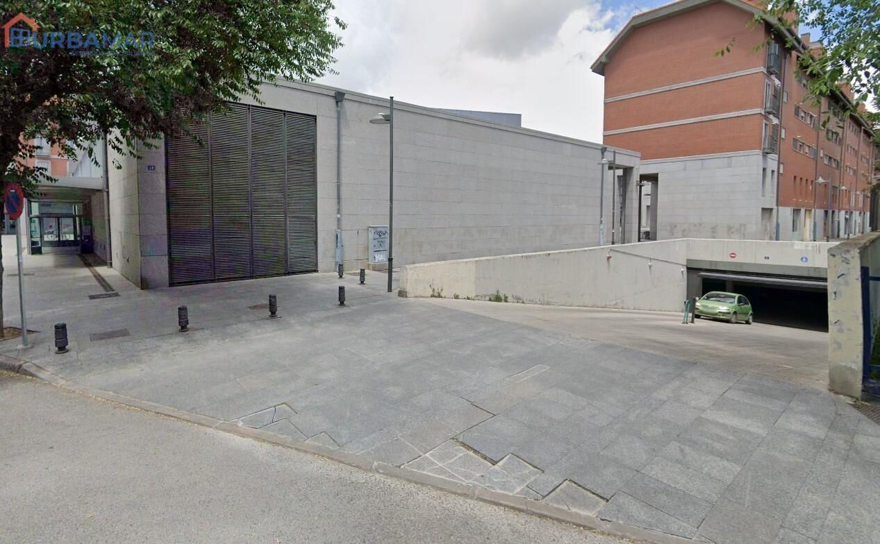 Exterior view of Garage to rent in Leganés