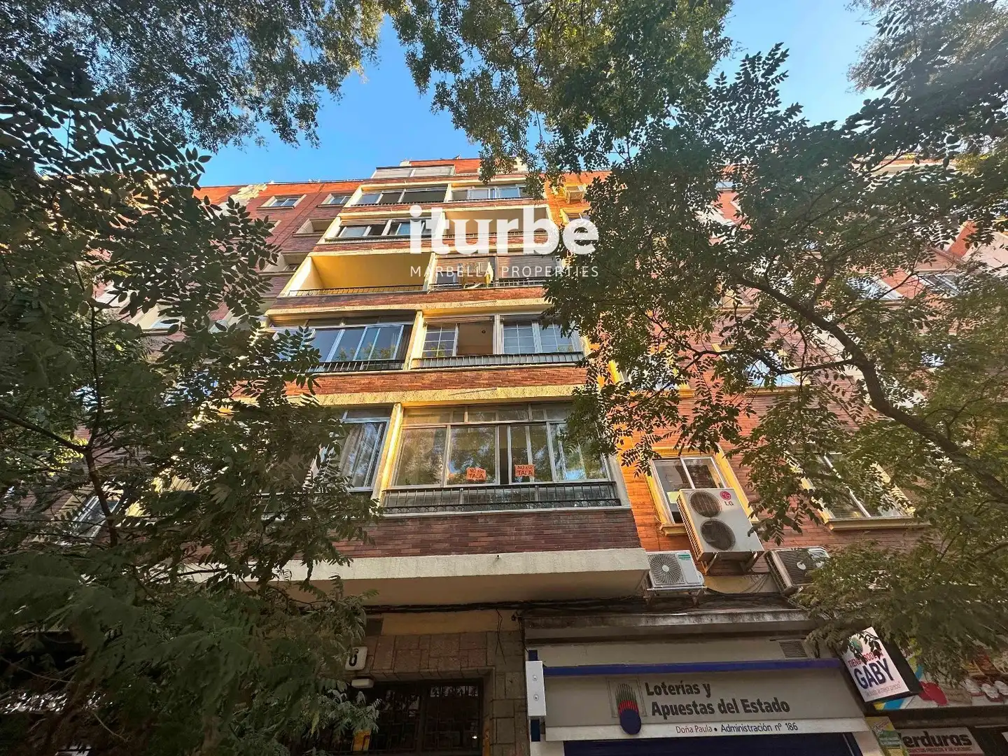 Vista exterior de Pis de lloguer en Madrid amb Aire condicionat, Calefacció i Terrassa