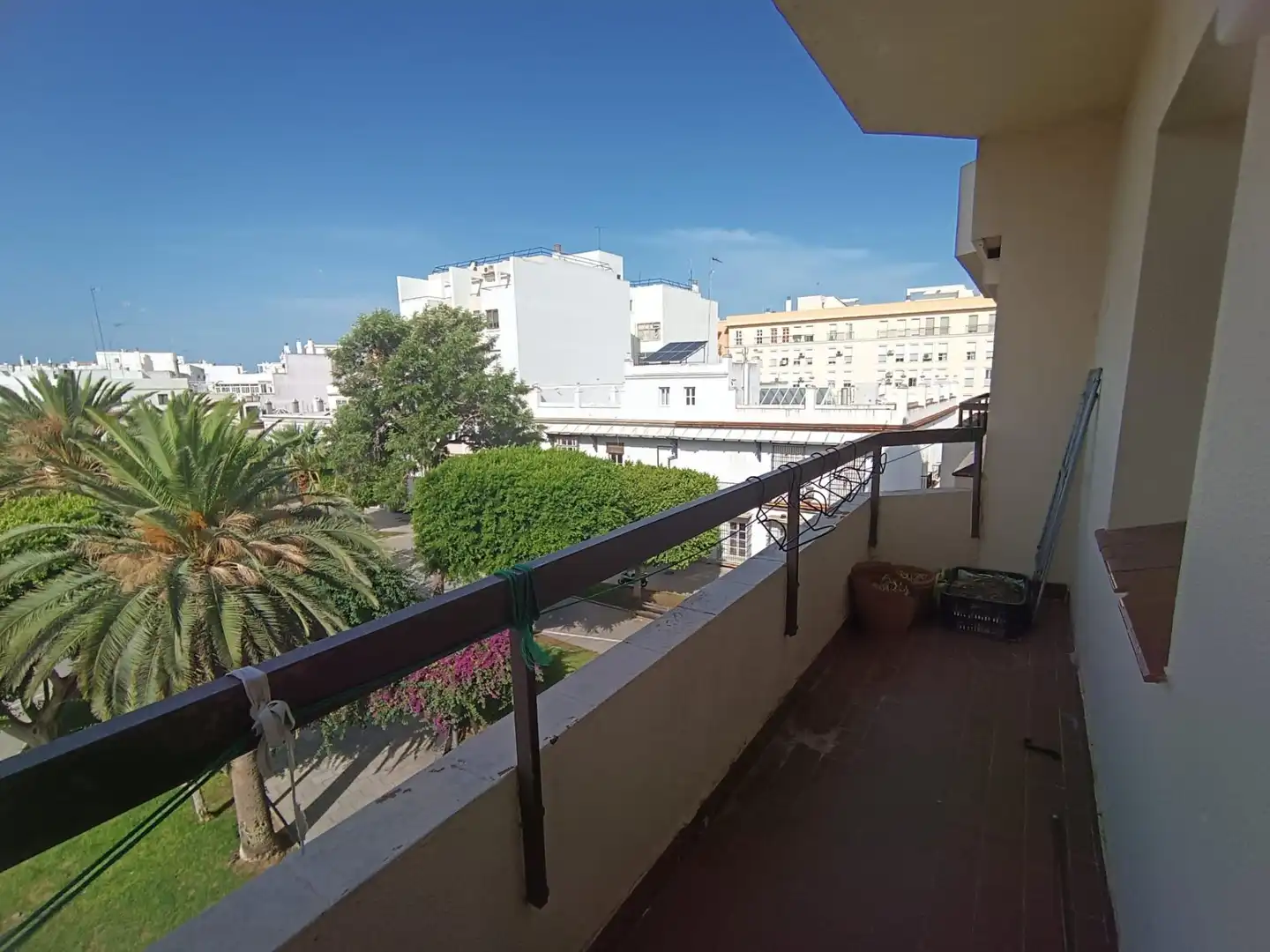 Vista exterior de Pis en venda en San Fernando amb Aire condicionat i Terrassa
