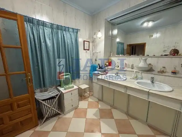 House with pool for sale in Valdepeñas, imagen 33