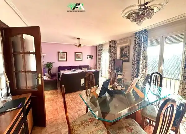 Appartamento con terrazza in vendita a Calle el Carmen, imagen 3