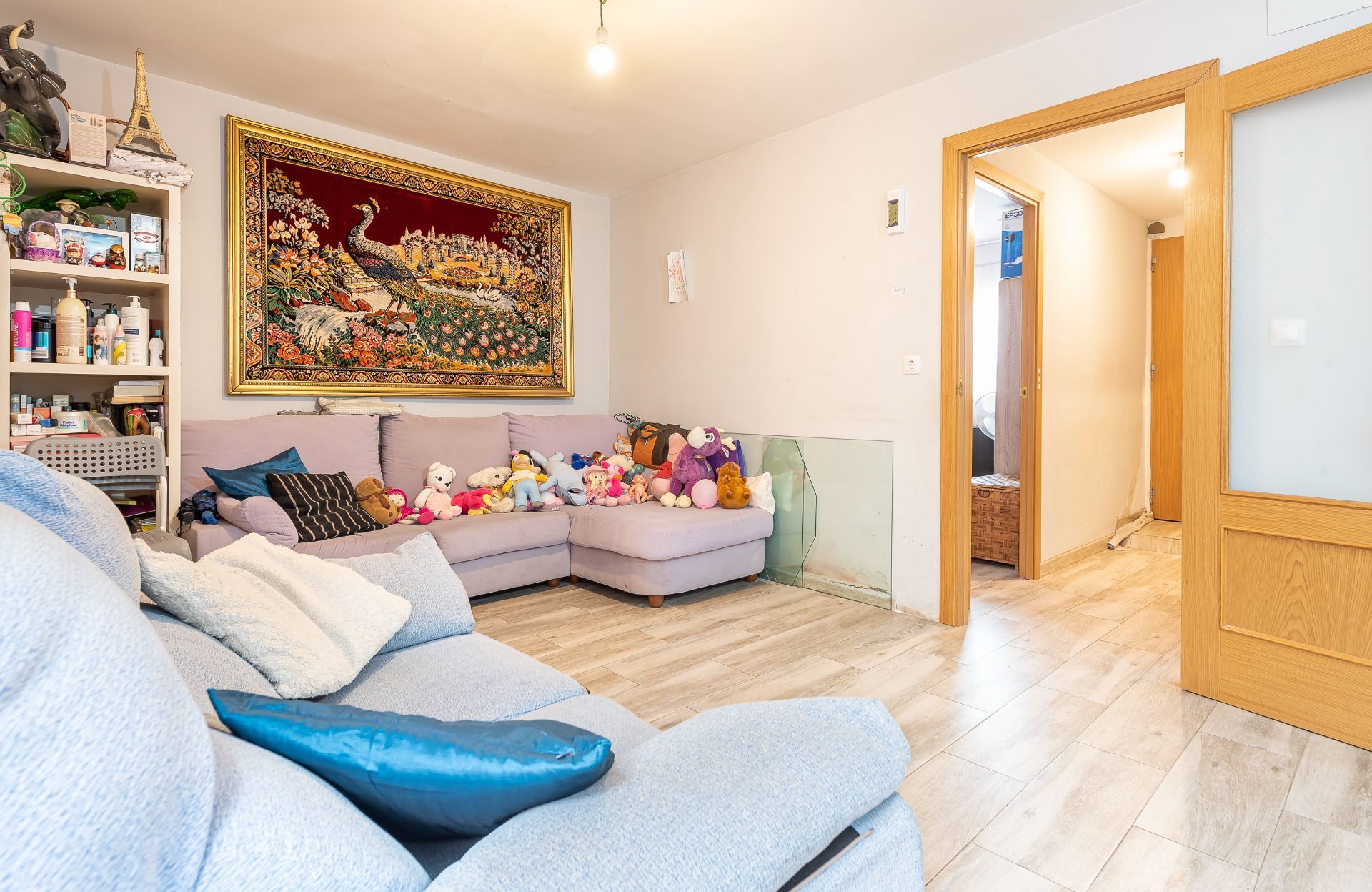 Living room of Single-family semi-detached for sale in  Madrid Capital