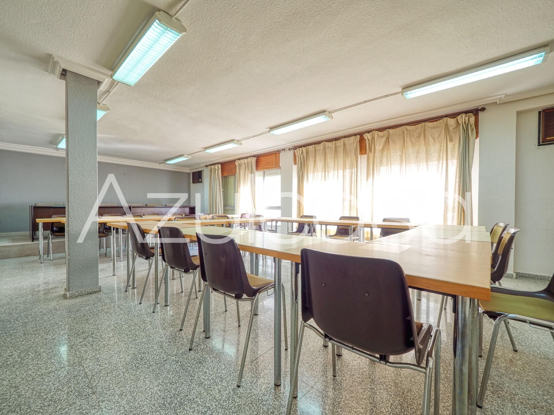 Local en venta en Alicante / Alacant con Aire acondicionado