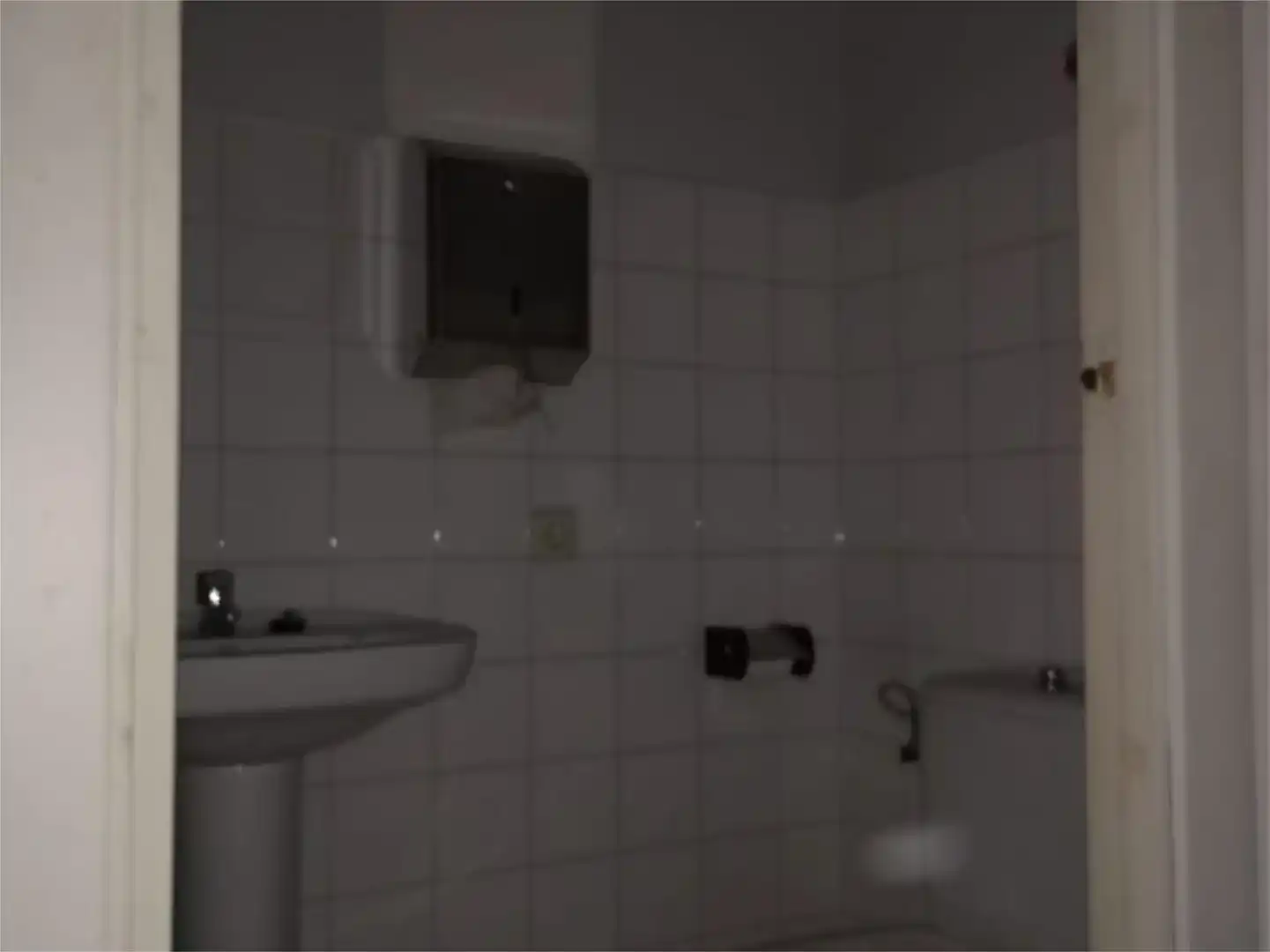 Badezimmer von Geschaftsraum zur Miete in Campdevànol mit Klimaanlage