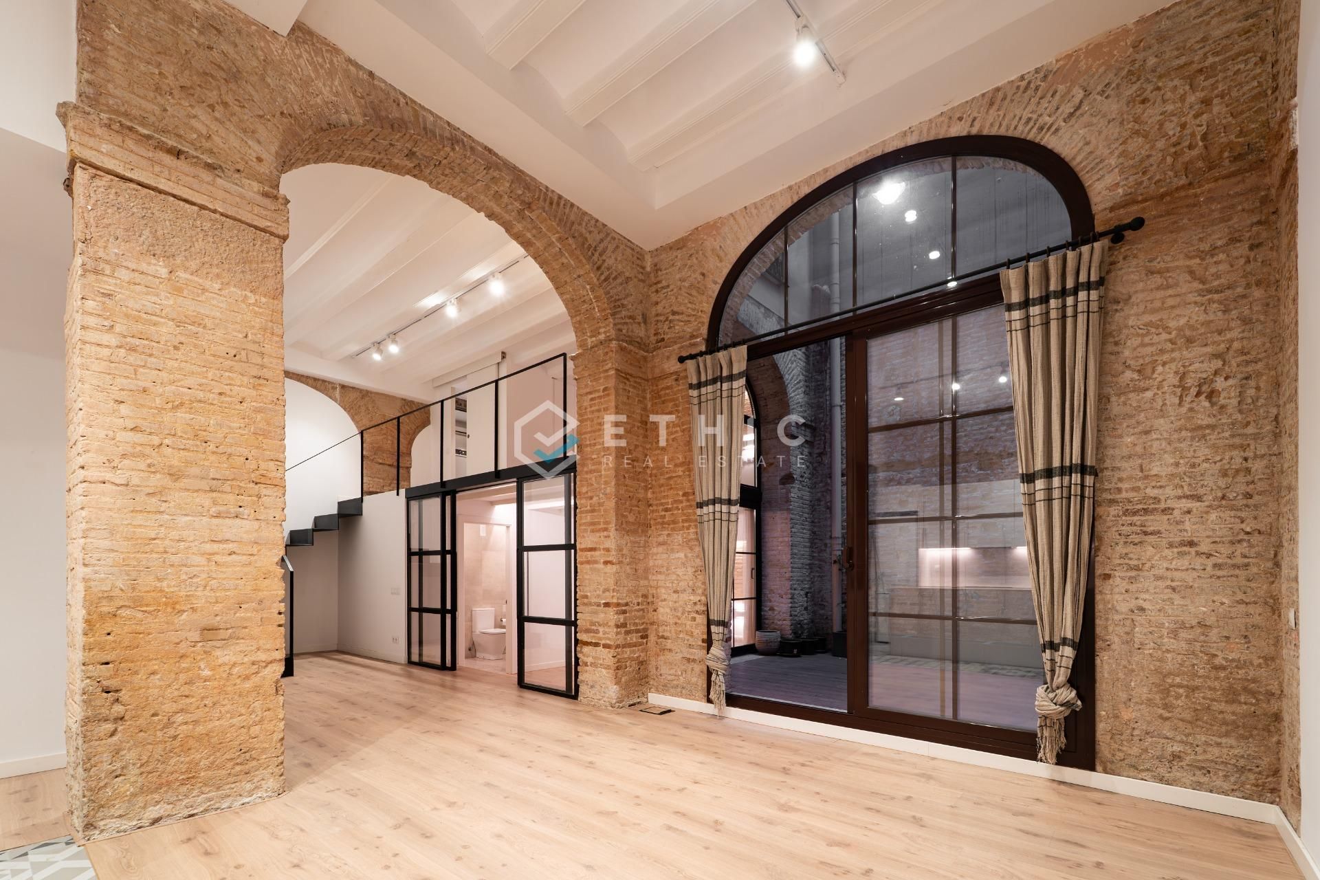 Loft en venda en  Barcelona Capital amb Aire condicionat, Calefacció i Terrassa