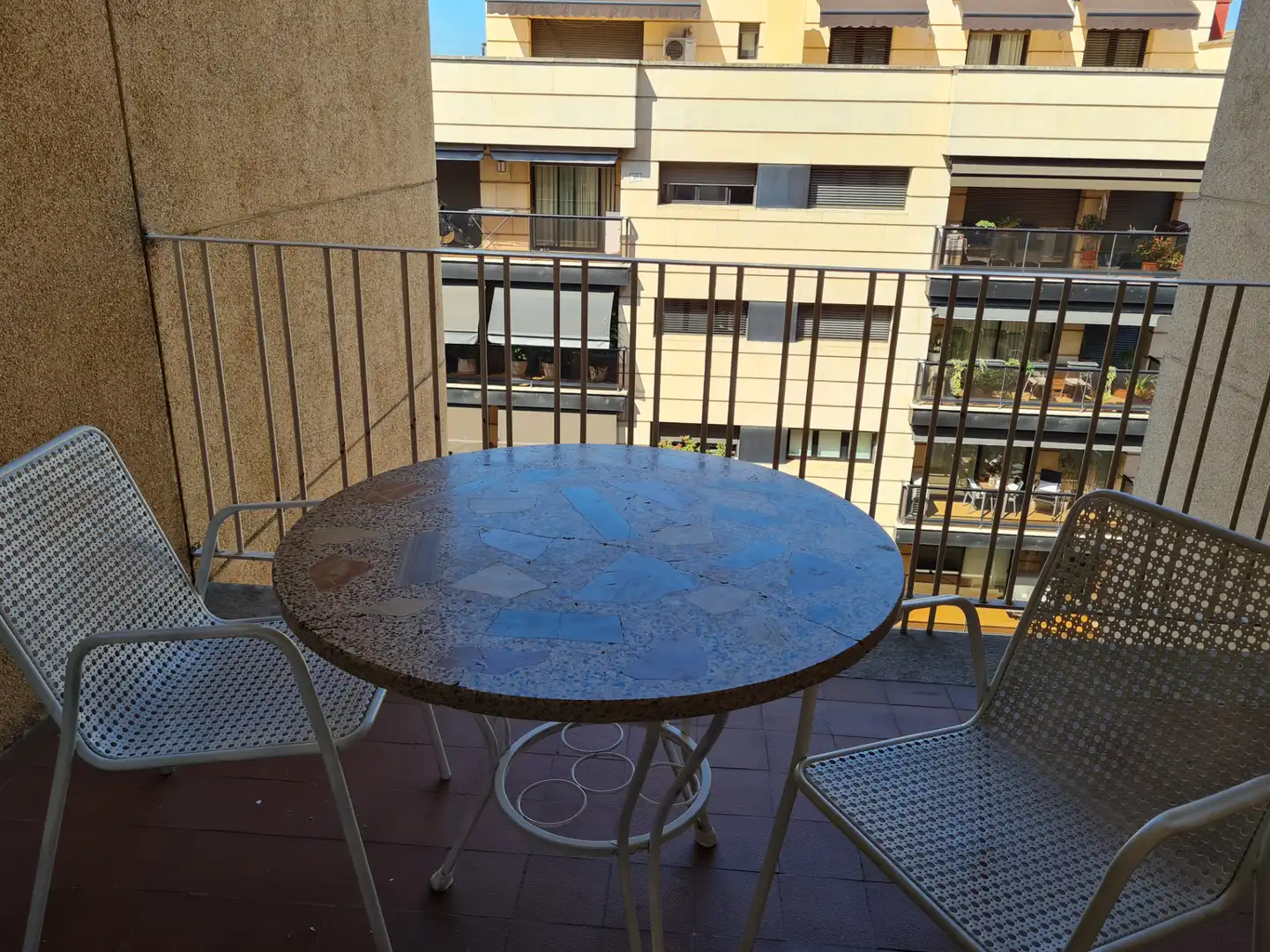 Terraza de Piso de alquiler en Girona con Calefacción, Parquet y Amueblado