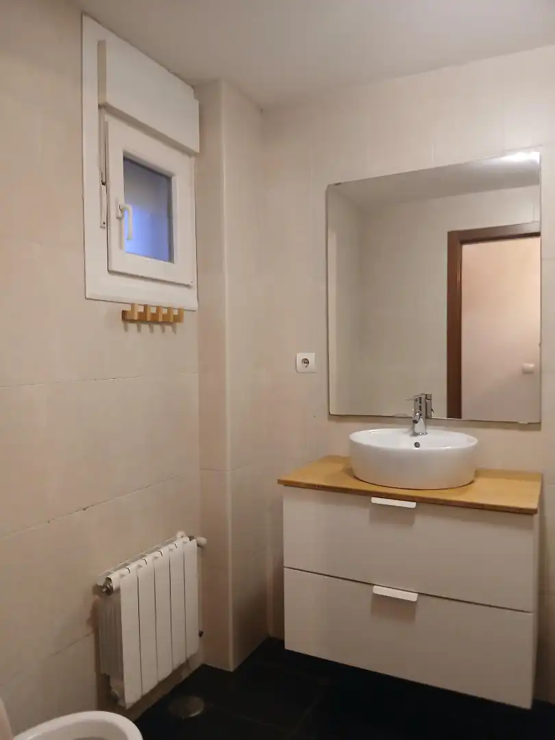 Baño de Piso en venta en Santa María de Cayón con Calefacción, Trastero y Amueblado