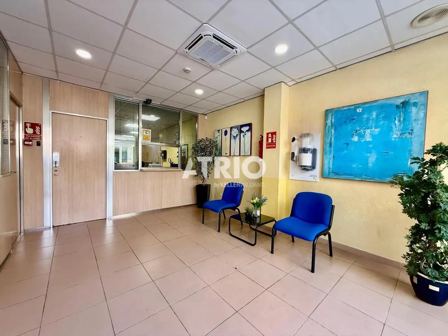 Local comercial en venda a Llevant, imagen 4