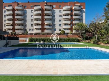 Bajo con balcón en venta en Muntanyeta