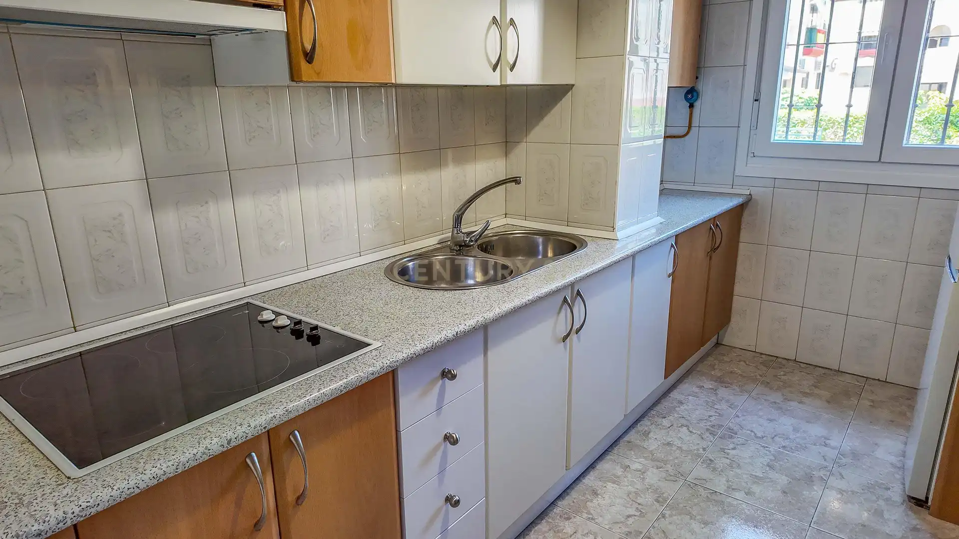 Cocina de Piso de alquiler en Trujillo