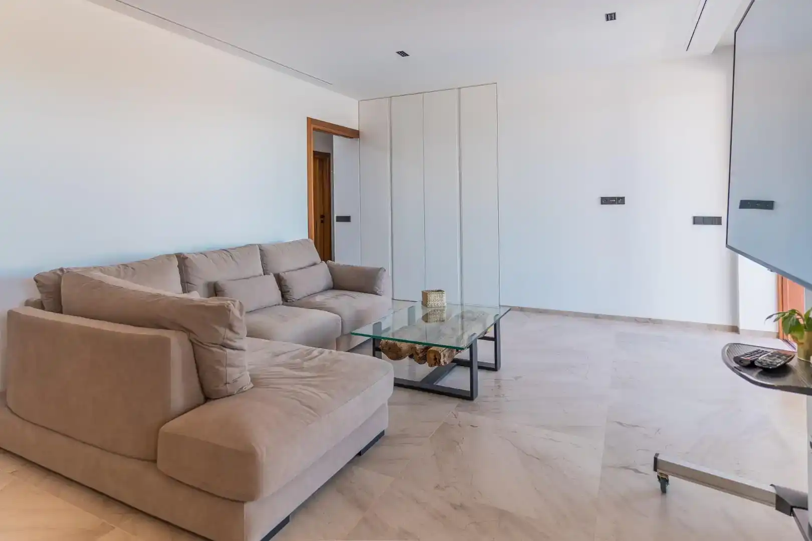 Living room of Flat for sale in Santa Eugènia  with Air Conditioner, Private garden and Parquet flooring