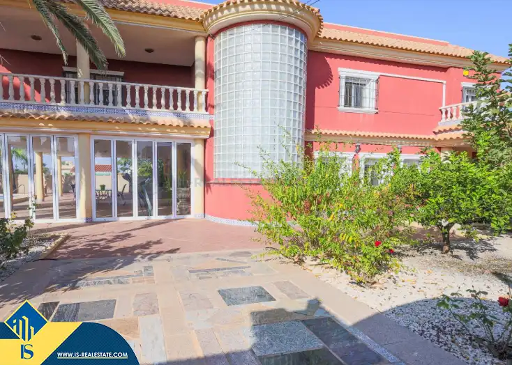 Villa mit Pool zum Verkauf in Zona Carrefour - Urbanizaciones, imagen 3