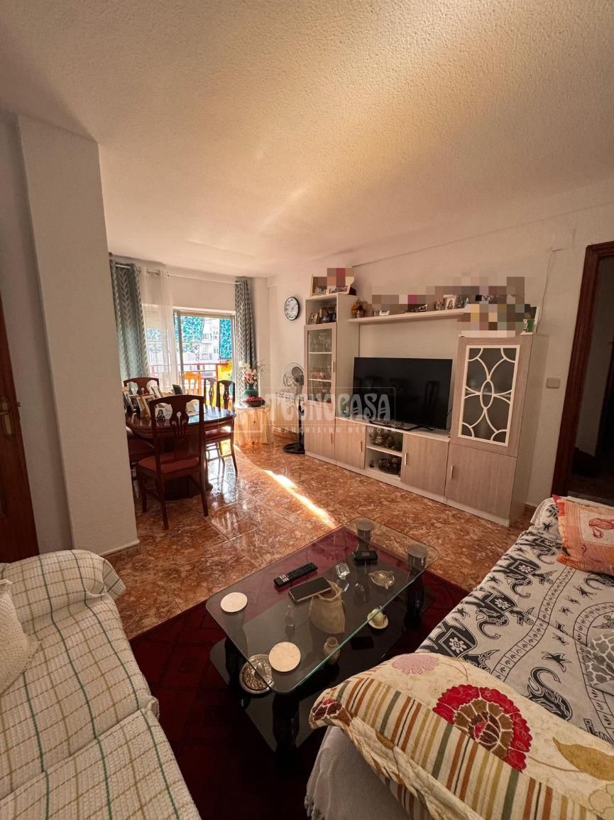 Sala d'estar de Pis en venda en Fuenlabrada amb Calefacció