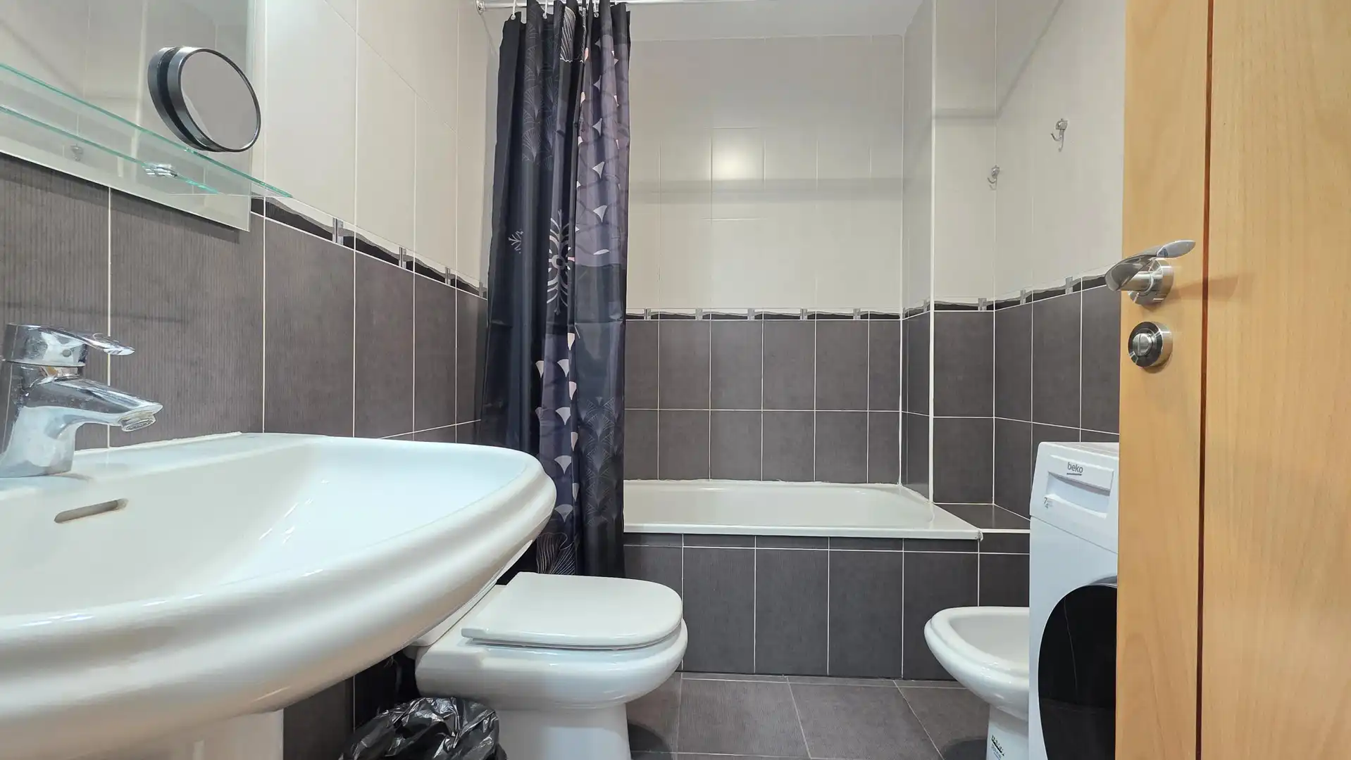 Baño de Piso en venta en Gandia con Aire acondicionado, Amueblado y Balcón