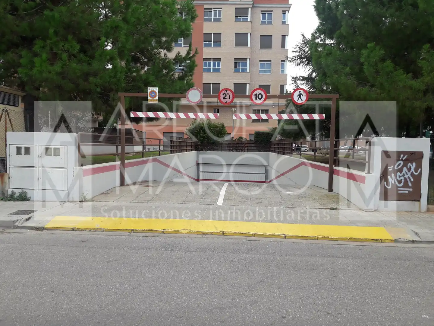 Individual for sale in Piscinas, imagen 2