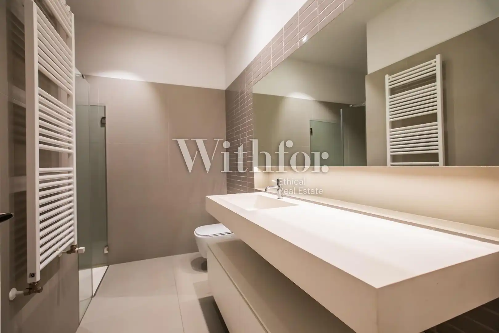 Flat for rent in Calle de Girona, Dreta de l'Eixample