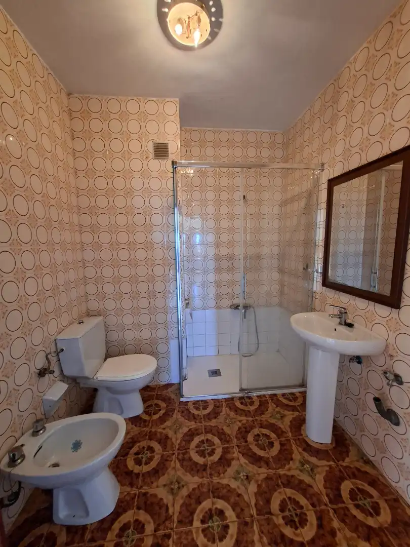 Baño de Piso en venta en Illas