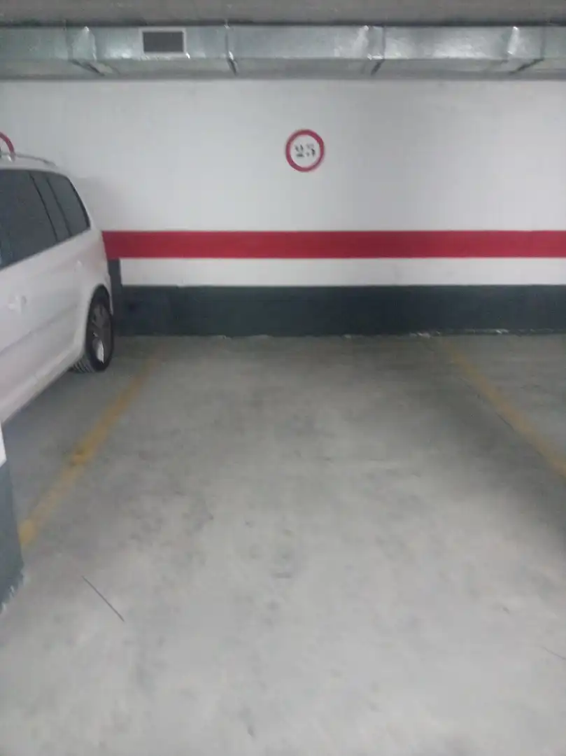 Aparcament de Garatge en venda en Granada