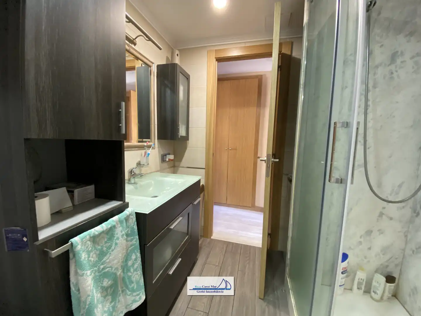 Bany de Apartament en venda en Cambrils amb Parquet, Moblat i Piscina comunitària
