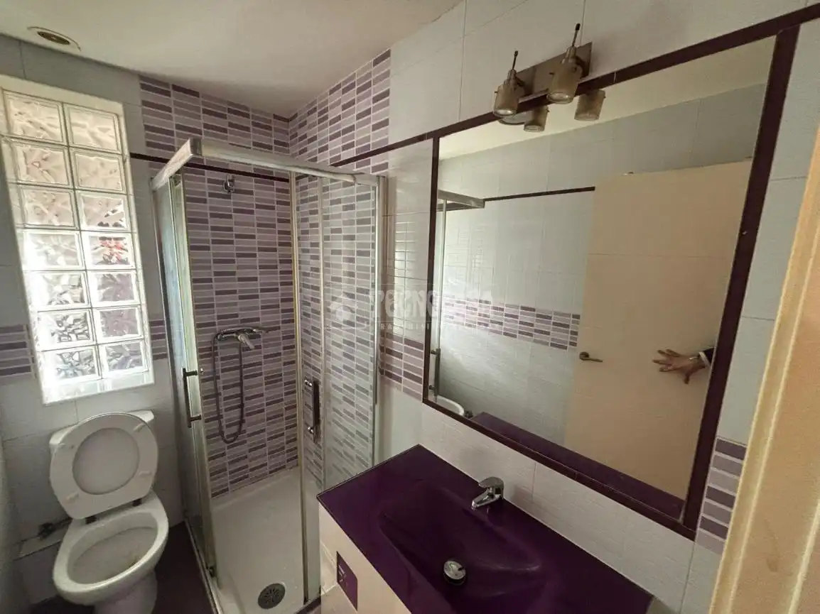 Baño de Piso en venta en Madrid con Aire acondicionado y Calefacción