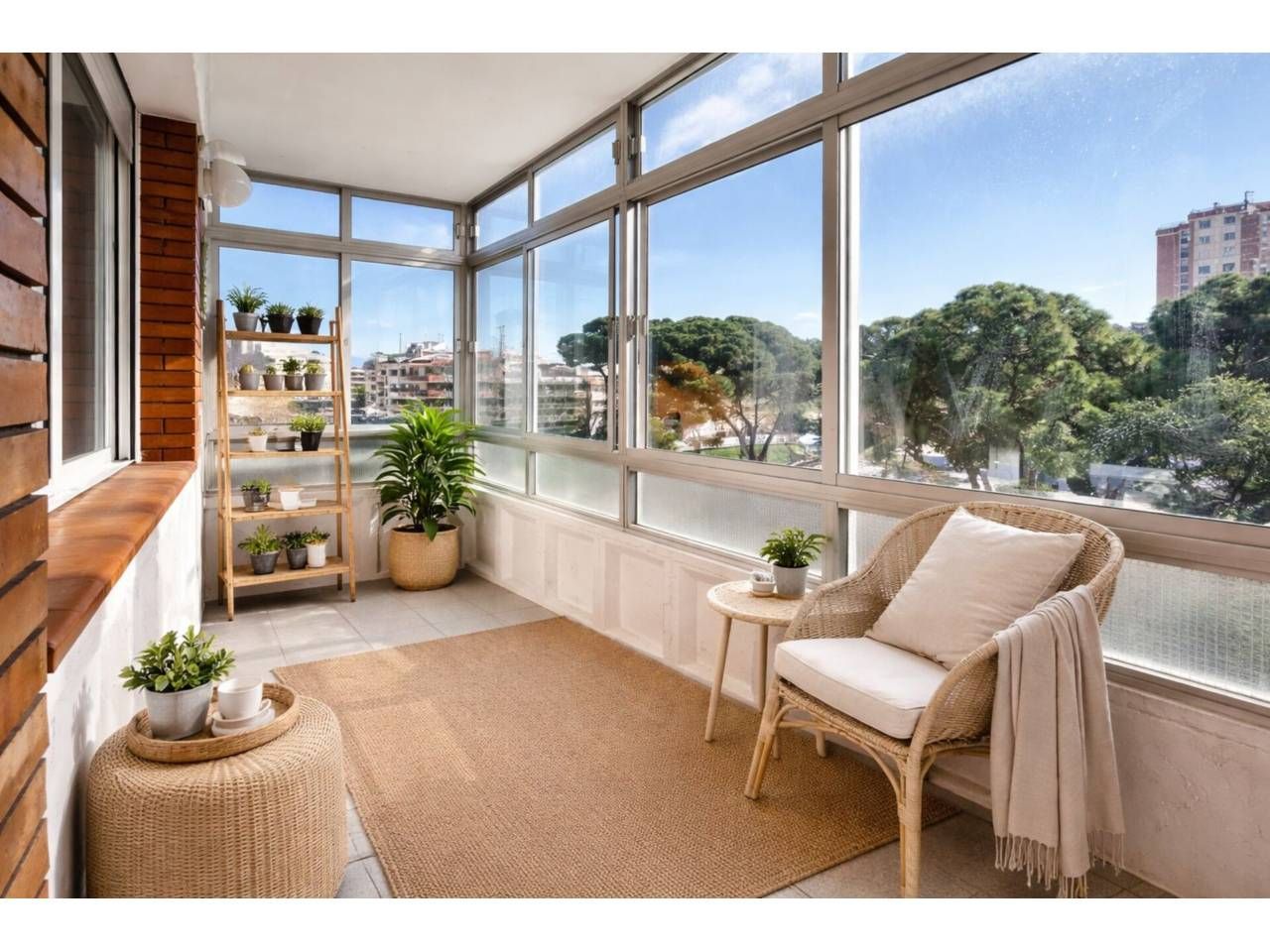 Flat for sale in Paseo Acacias, Catalunya - Fontetes