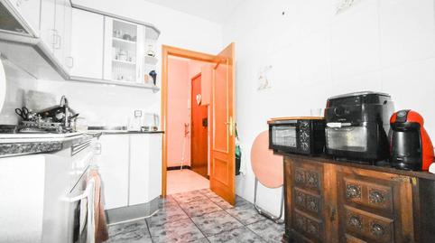 Photo 5 of Flat for sale in Ramón Jové, Can Puiggener, Barcelona