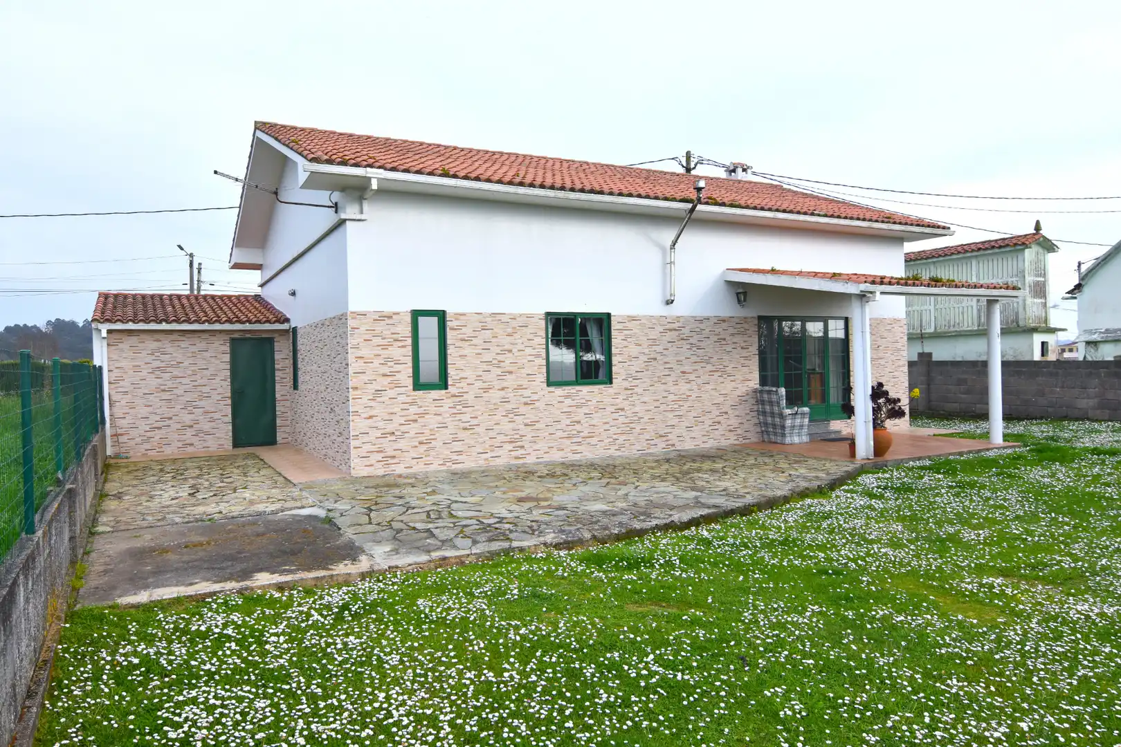Vista exterior de Casa o chalet en venta en Pontedeume con Calefacción, Jardín privado y Parquet