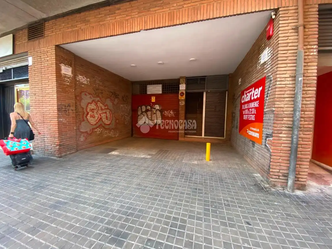 Garatge en venda en L'Hospitalet de Llobregat