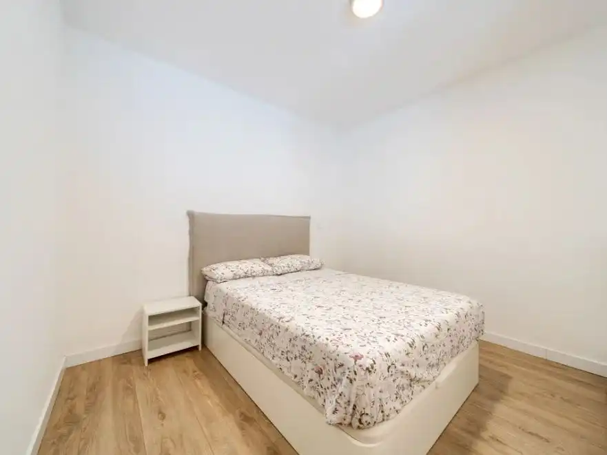 Bedroom of Flat for sale in Madrid  with Heating