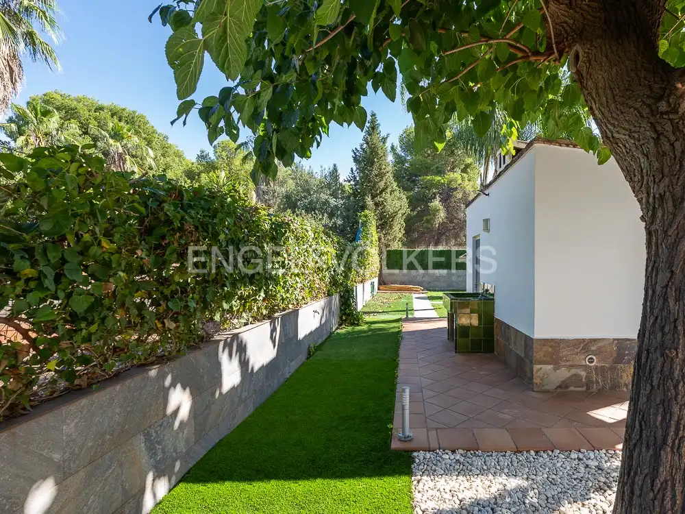 Garden of Houses for rent in Bétera  with Air Conditioner, Heating and Private garden