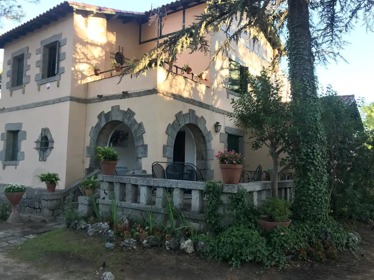 Exterior view of Houses for rent in Torrelodones  with Heating, Private garden and Swimming Pool