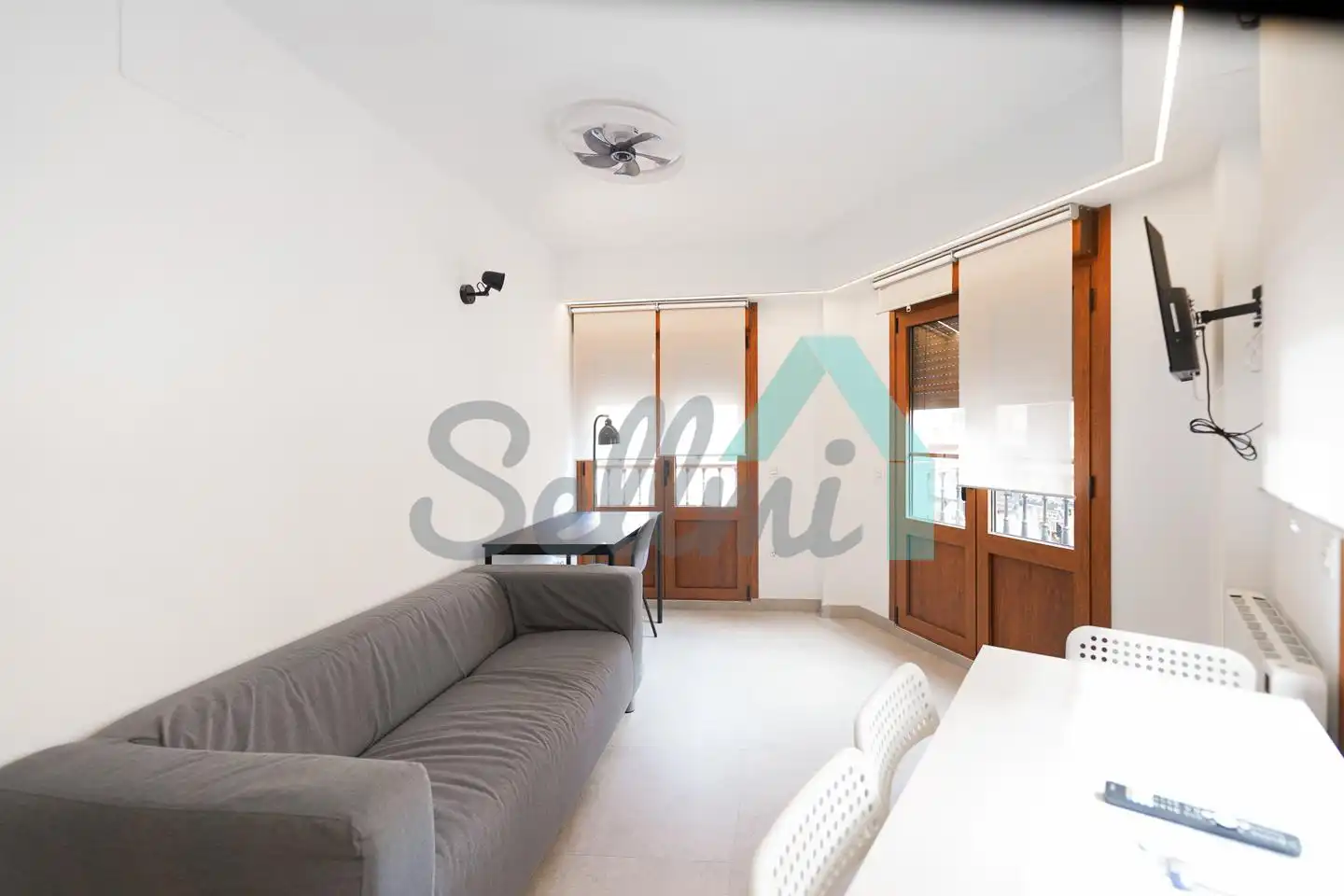 Wohnzimmer von Wohnung zur Miete in Oviedo  mit Heizung, Möbliert und Balkon