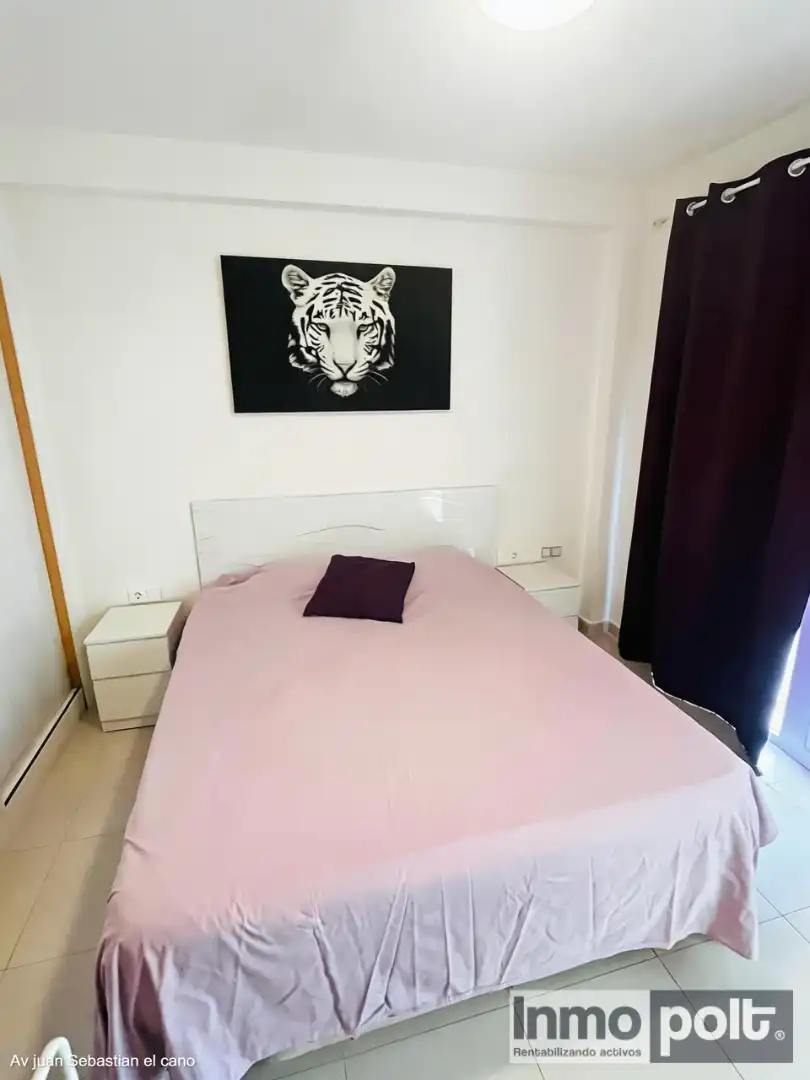 Habitación de Ático de alquiler en Vera con Aire acondicionado, Terraza y Amueblado