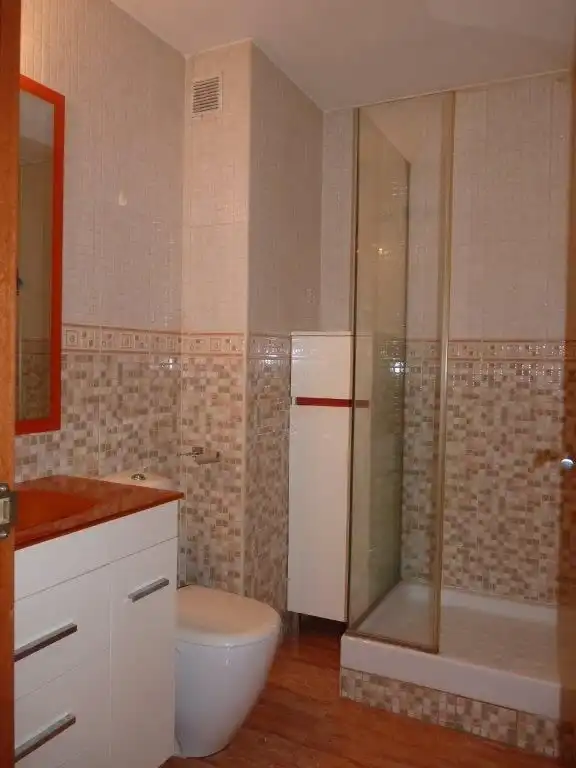 Baño de Piso en venta en Terrassa con Aire acondicionado, Calefacción y Terraza