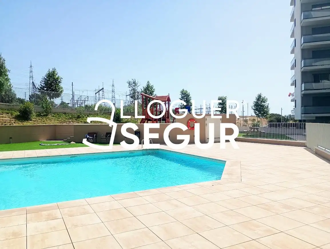 Swimming pool of Flat for rent in Viladecans  with Air Conditioner, Terrace and Swimming Pool