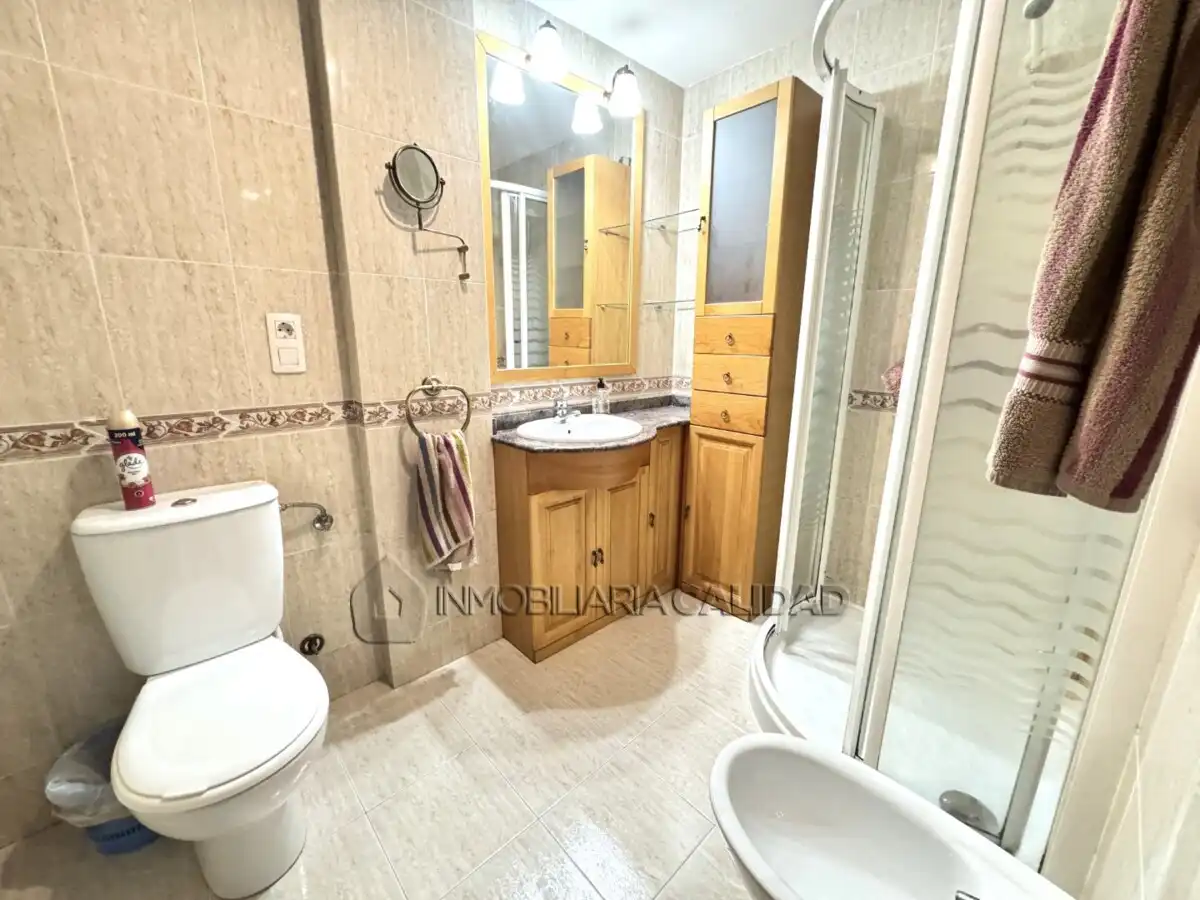 Bathroom of Flat for rent in Burgos  with Heating, Storage room and Furnished