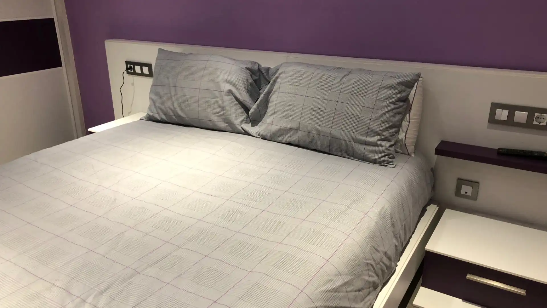 Habitación de Piso en venta en Brión con Amueblado