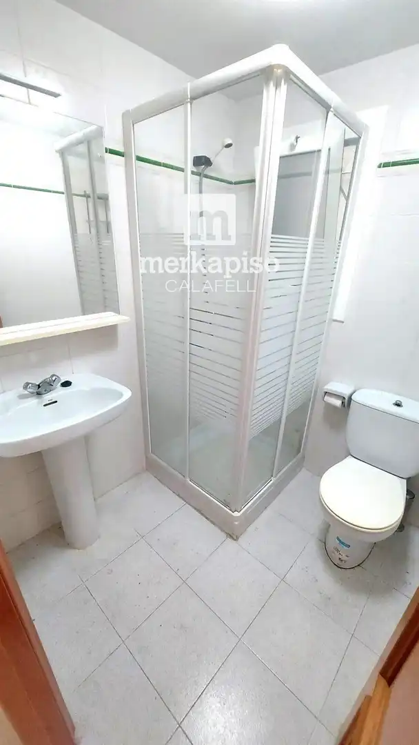 Bathroom of Flat for sale in Calafell  with Terrace and Storage room