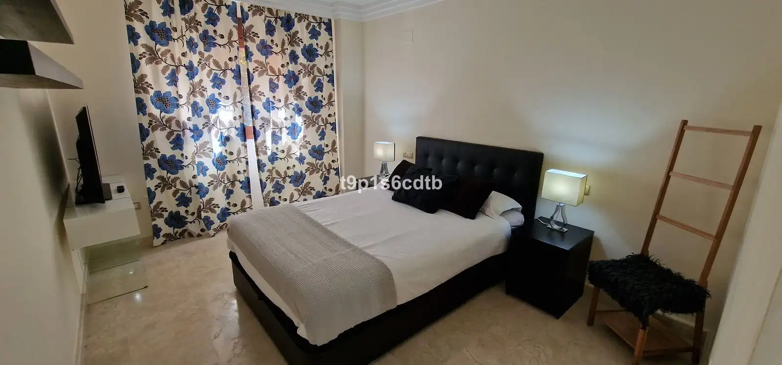 Bedroom of Apartments for sale in La Alquería