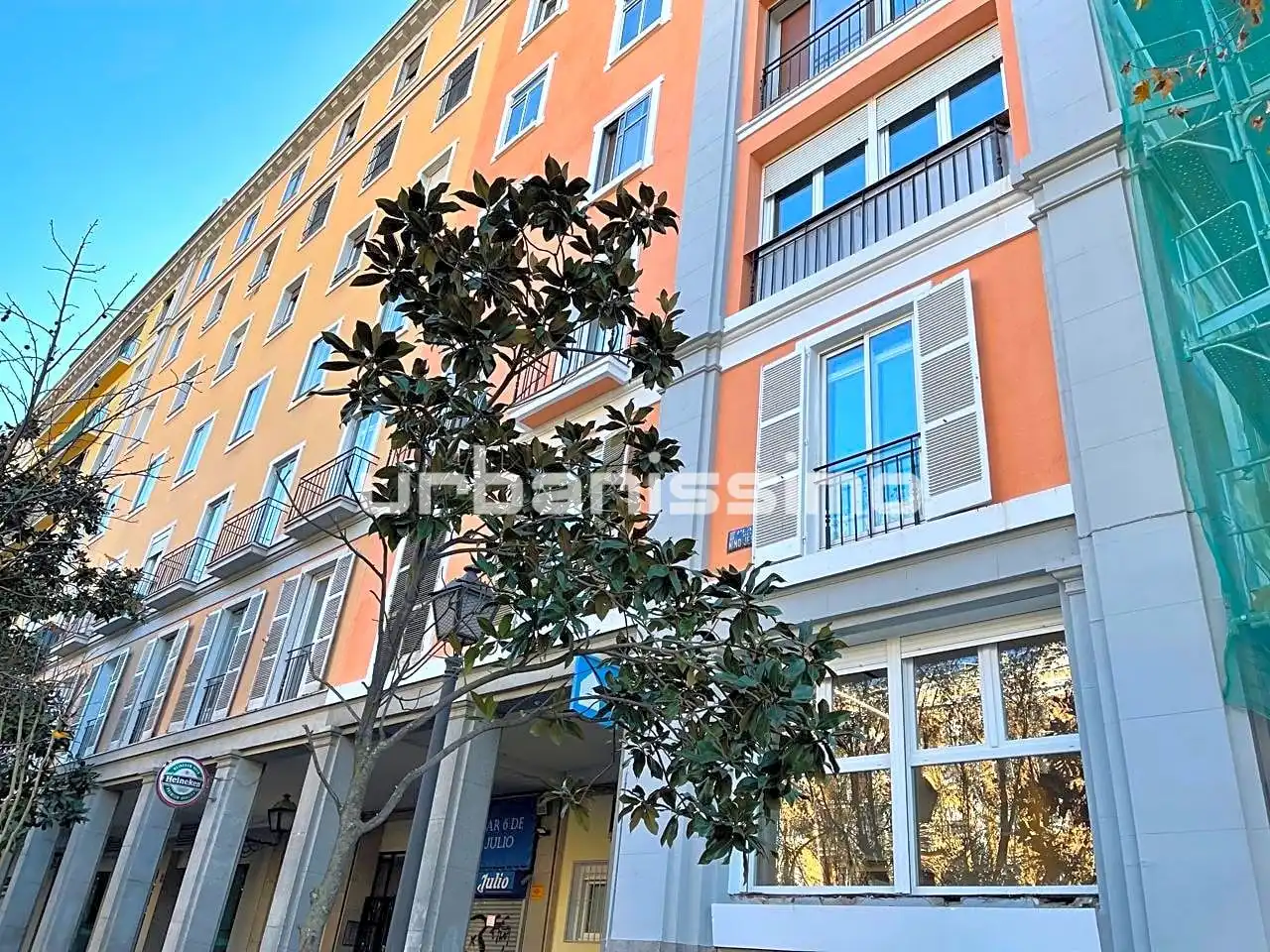 Planta baja de alquiler en Avenida de Menéndez Pelayo, Niño Jesús