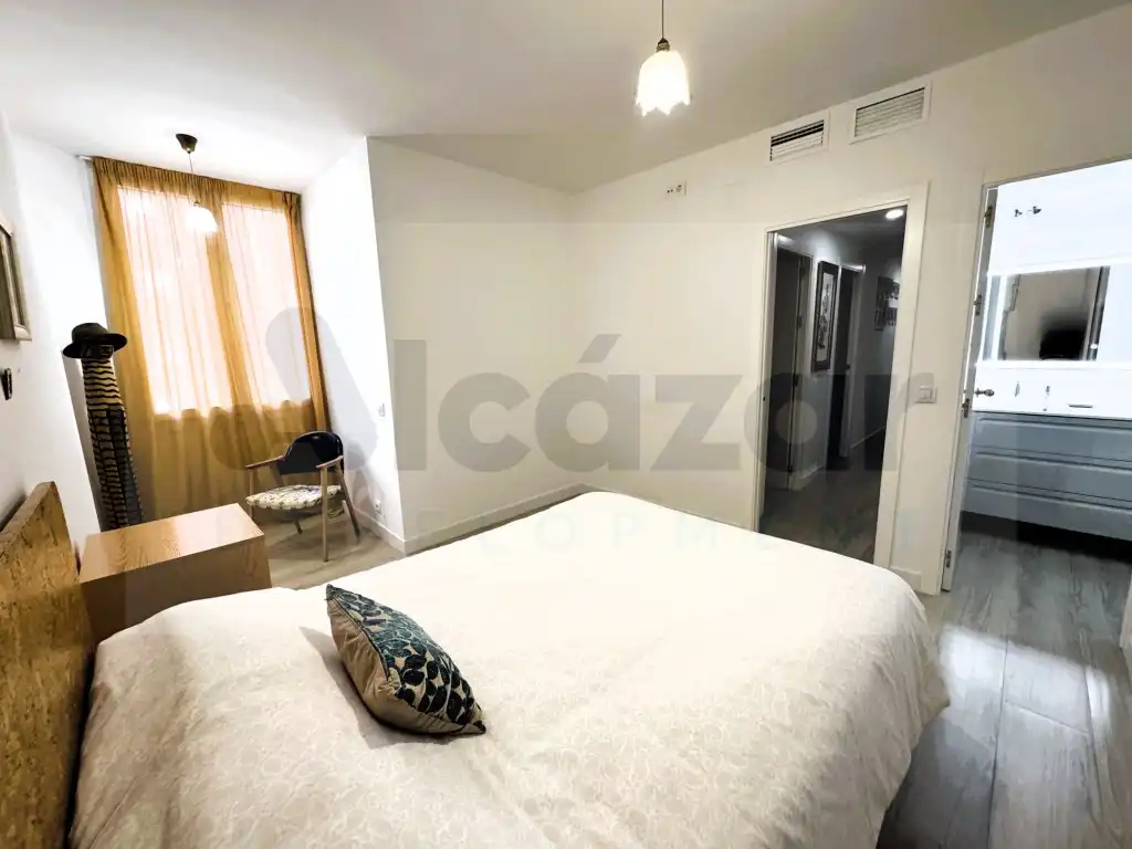 Habitación de Piso en venta en Sevilla con Aire acondicionado, Calefacción y Terraza