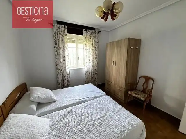 Dormitori de Casa o xalet en venda en Noja