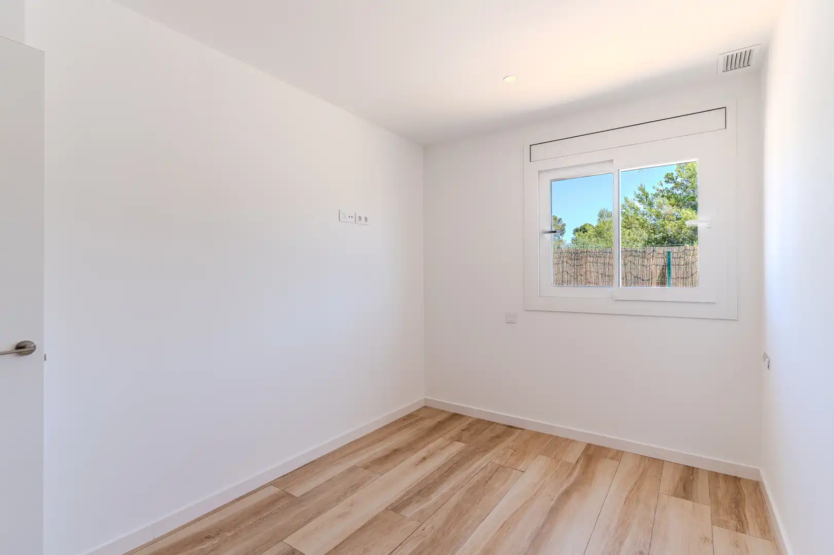 Schlafzimmer von Haus oder Chalet zum Verkauf in L'Ametlla de Mar  mit Klimaanlage, Heizung und Privatgarten